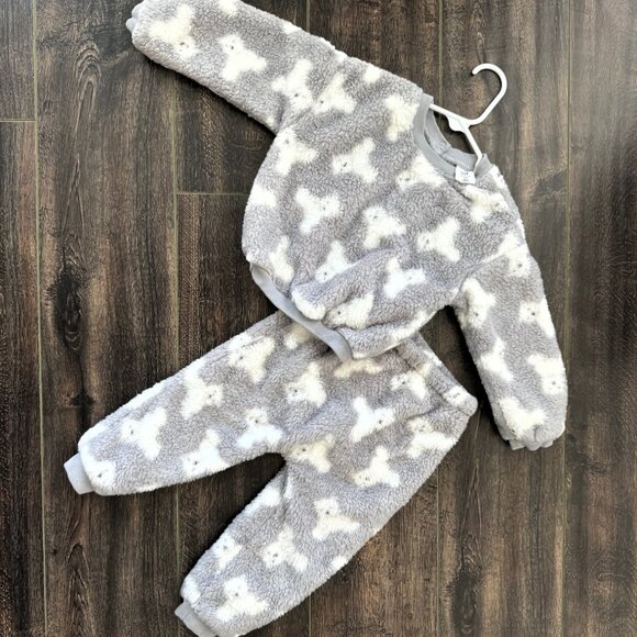 Baby Gap 2-Piece Polar Bear Fleece Sweatshirt & Sweatpants Set - 18-24 months - Picture 4 of 5